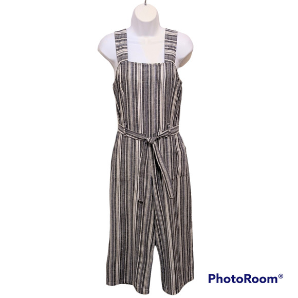 Vince Camuto Blue and White Linen Cropped Striped Romper Size XS - Picture 1 of 2